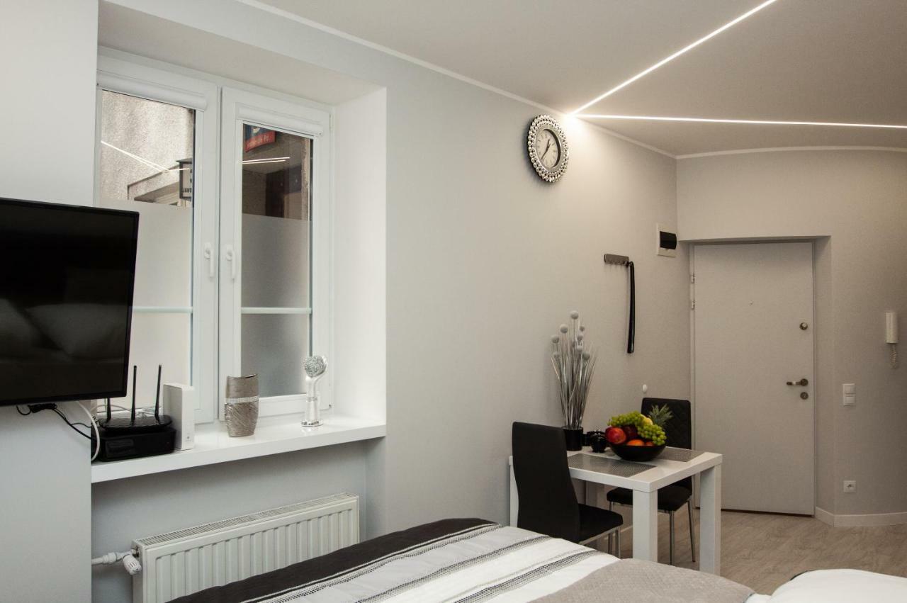 Novel Mini Apartment Варшава Екстериор снимка