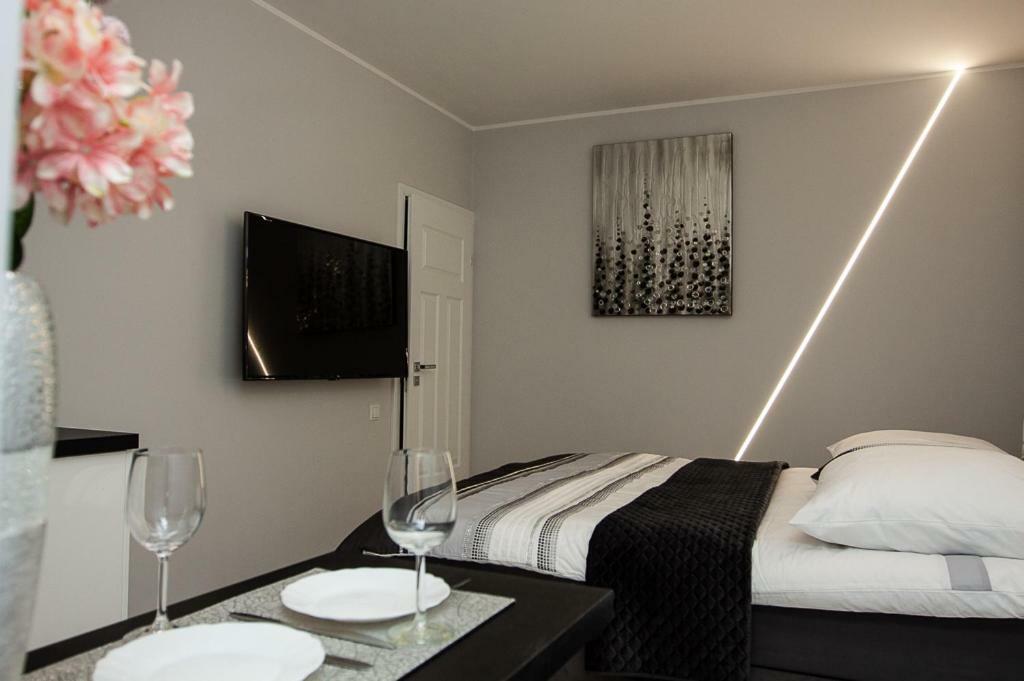 Novel Mini Apartment Варшава Екстериор снимка