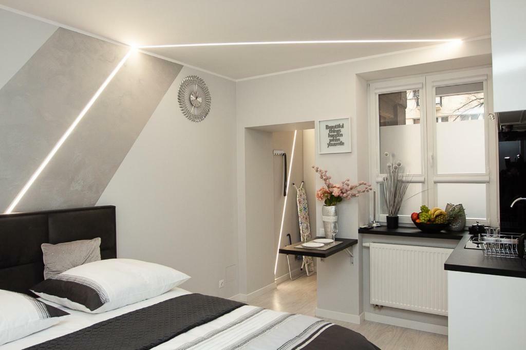 Novel Mini Apartment Варшава Екстериор снимка