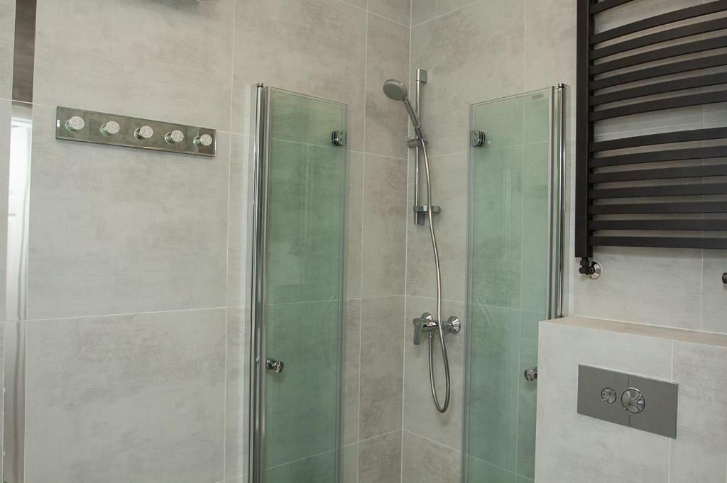 Novel Mini Apartment Варшава Екстериор снимка